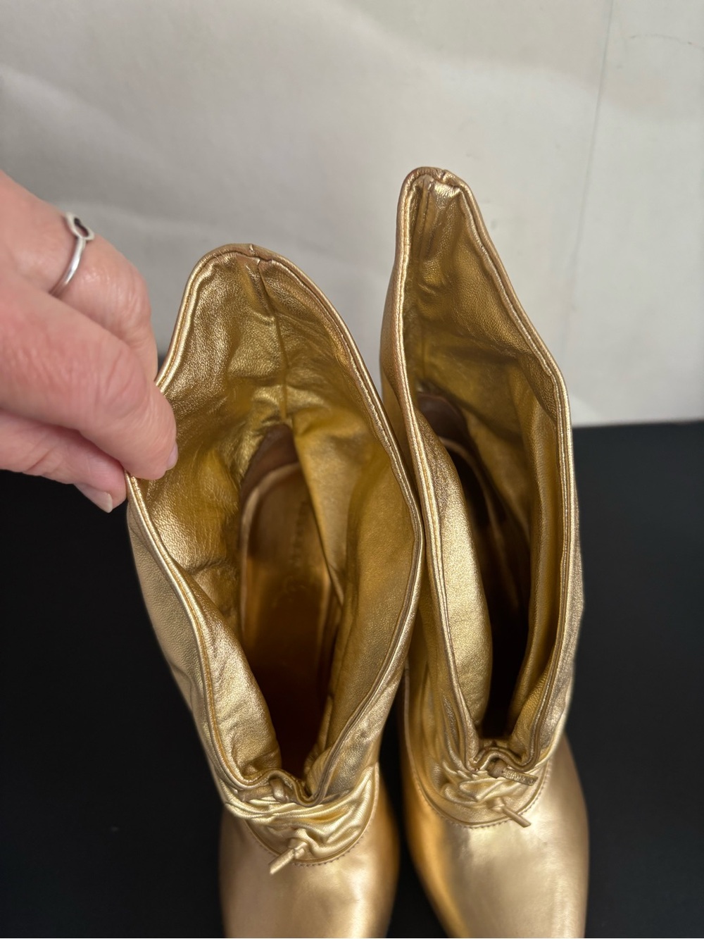 Gold boots - Picture 8 of 10